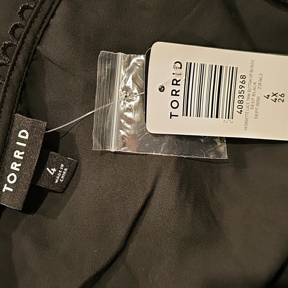 TORRID Top - Picture 8 of 9